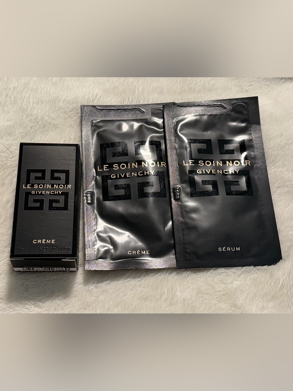 Givenchy Le Soin Noir Sample Sachets – Black & Gold Accents
